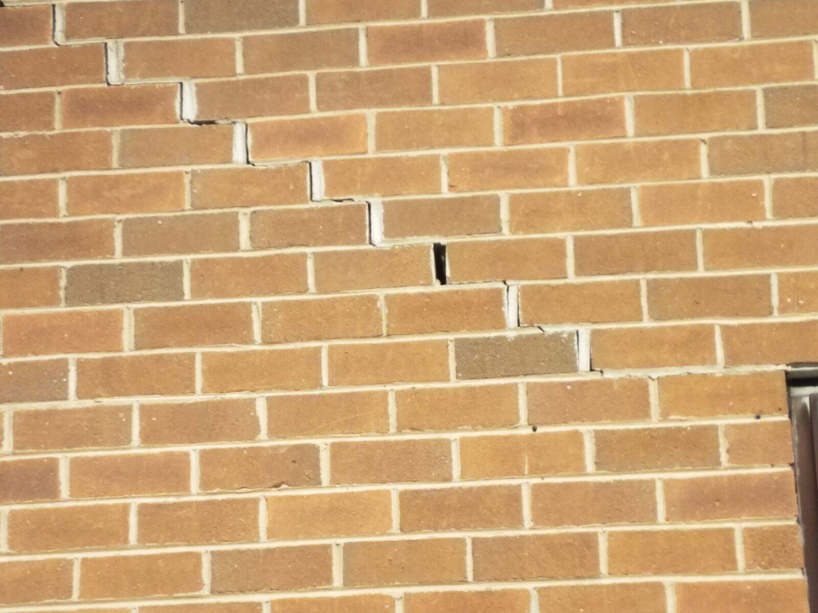 Foundation Inspection | Brick Veneer Cracks